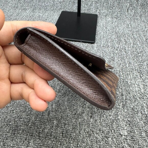 Louis Vuitton Leather Wallet 299-082225 - Picture 5 of 13